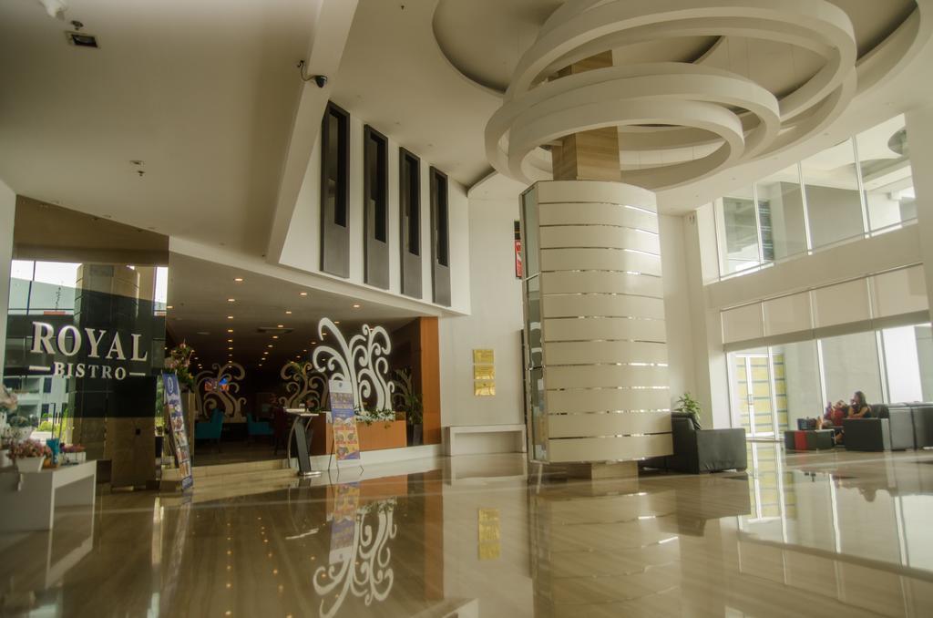 Royal Suite Condotel Медан Экстерьер фото