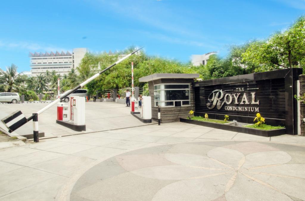 Royal Suite Condotel Медан Экстерьер фото