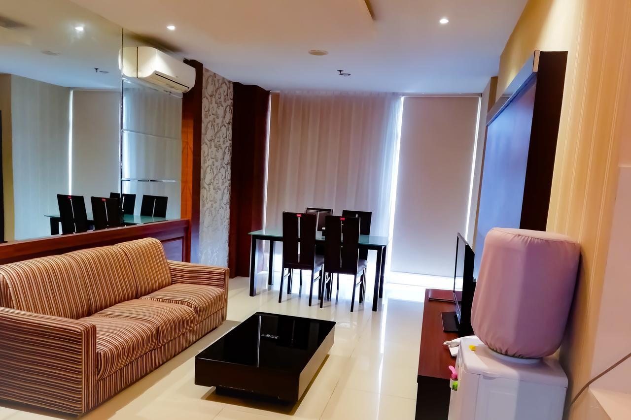 Royal Suite Condotel Медан Экстерьер фото