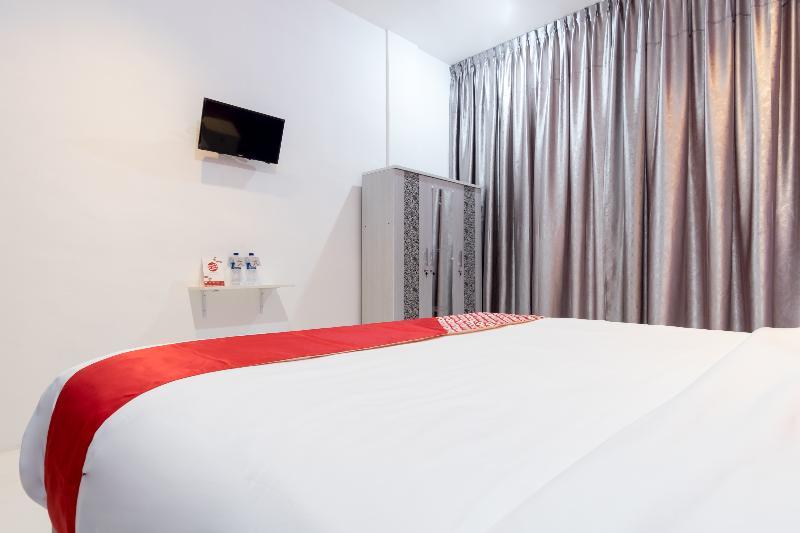 Royal Suite Condotel Медан Экстерьер фото
