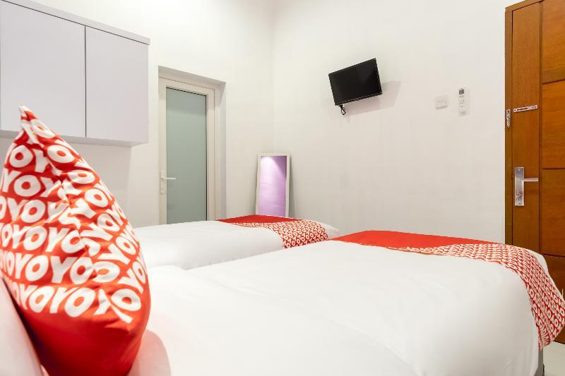 Royal Suite Condotel Медан Экстерьер фото